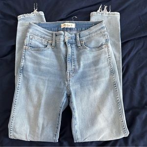 EUC Madewell jeans with frayed hem on bottom